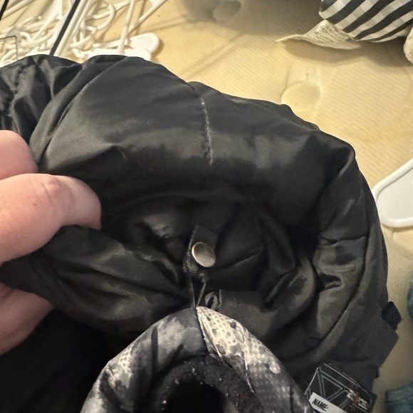 ZeroXposur 3-in-1 Boys Winter Jacket - Size Small (6/7) Black Grey Neon LIKE NEW - Picture 7 of 15